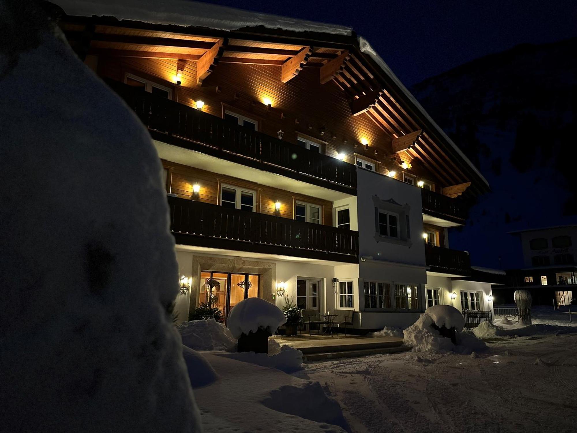Hotel Acerina Superior Lech am Arlberg Exteriör bild